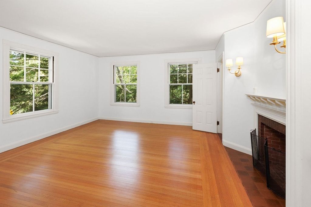 Empty room, Fireplace, Interior, Wood Texture Flooring