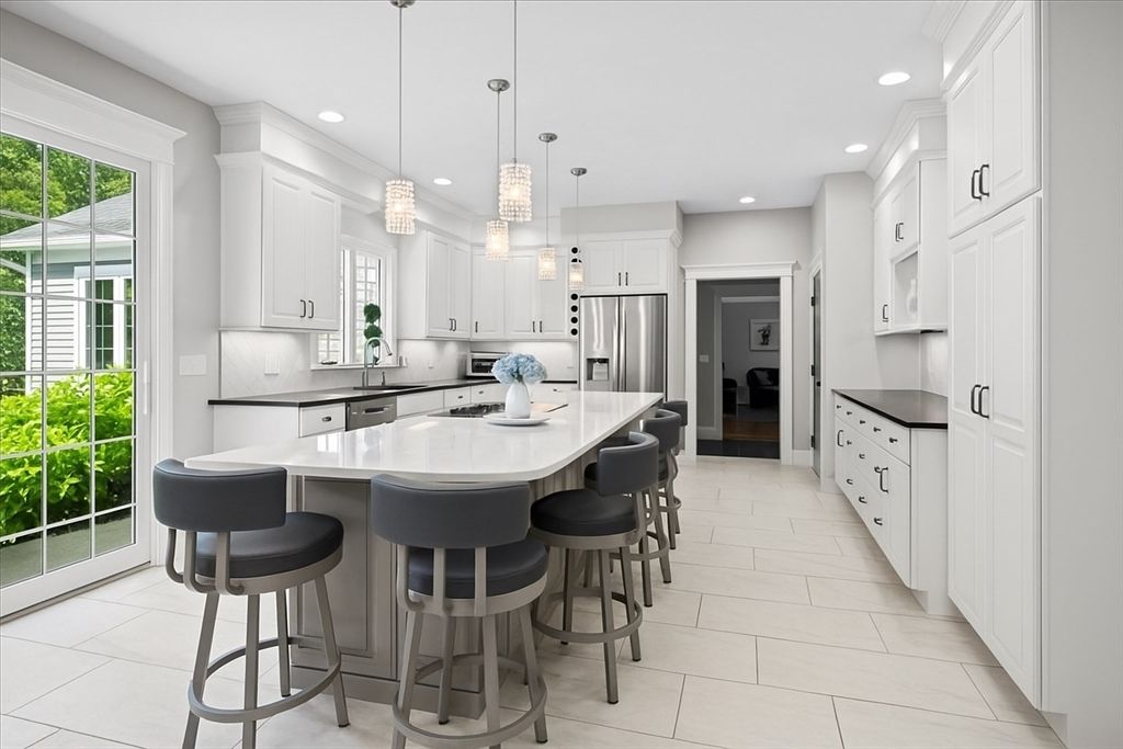 Interior, Kitchen, Pendant Lights, Recessed Lighting, Stainless Steel Appliances