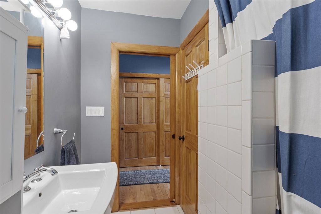 Bathroom, Interior, Wood Texture Flooring