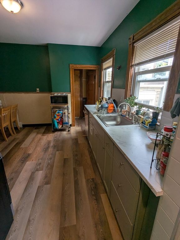 Interior, Kitchen, Wood Texture Flooring