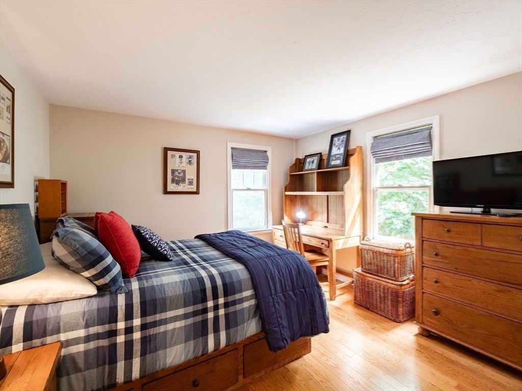 Bedroom, Home Office, Interior, Wood Texture Flooring