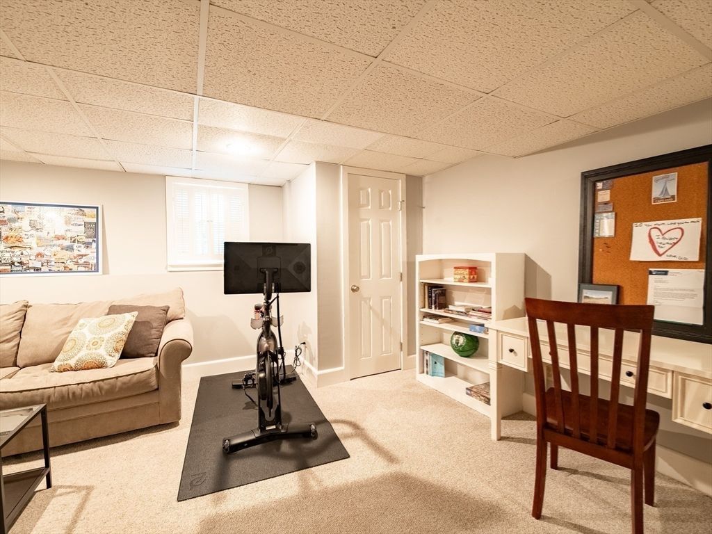 Fitness Equipment, Home Office, Interior