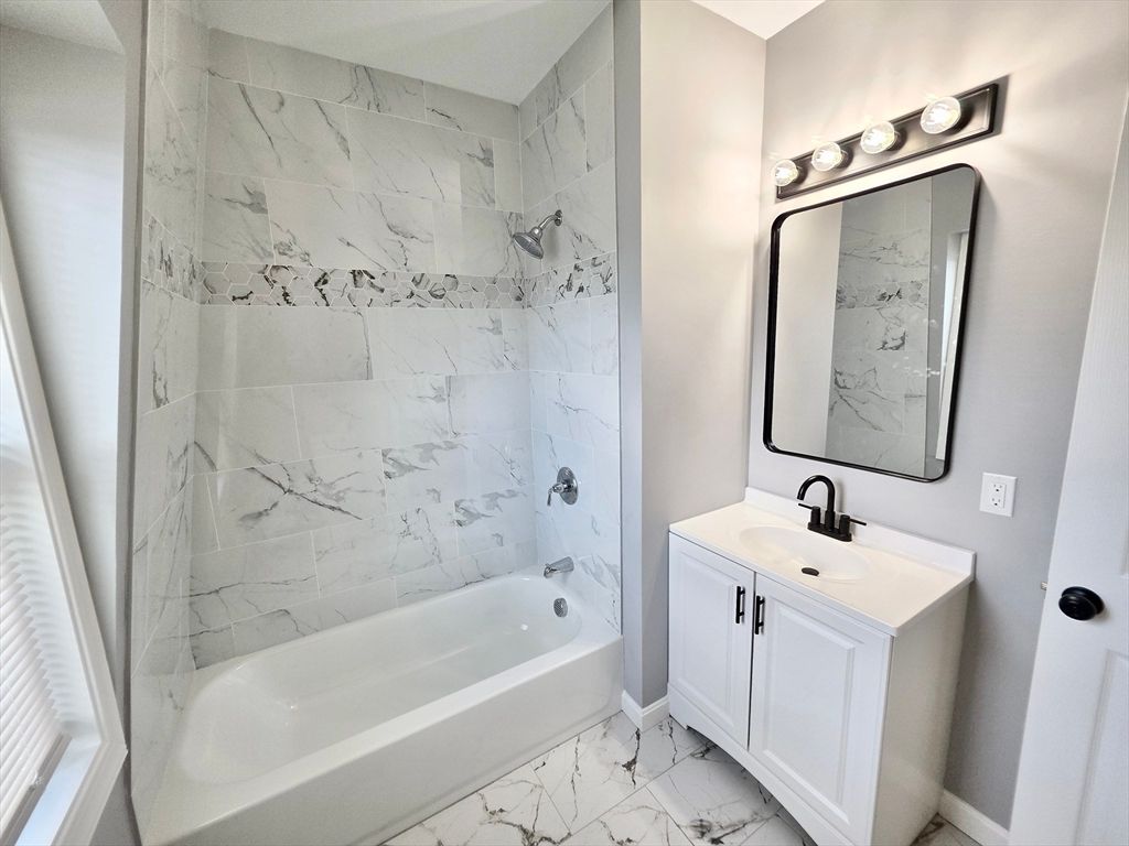 Bathroom, Interior, Marble, Marble Walls