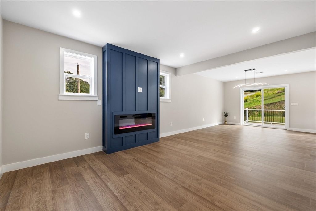 Empty room, Interior, Pendant Lights, Recessed Lighting, Wood Texture Flooring