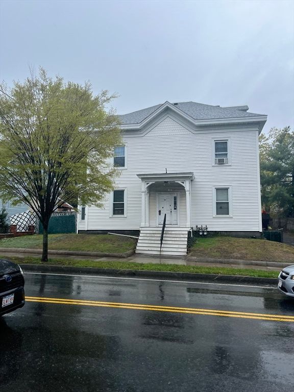 Exterior, Facade, Georgian