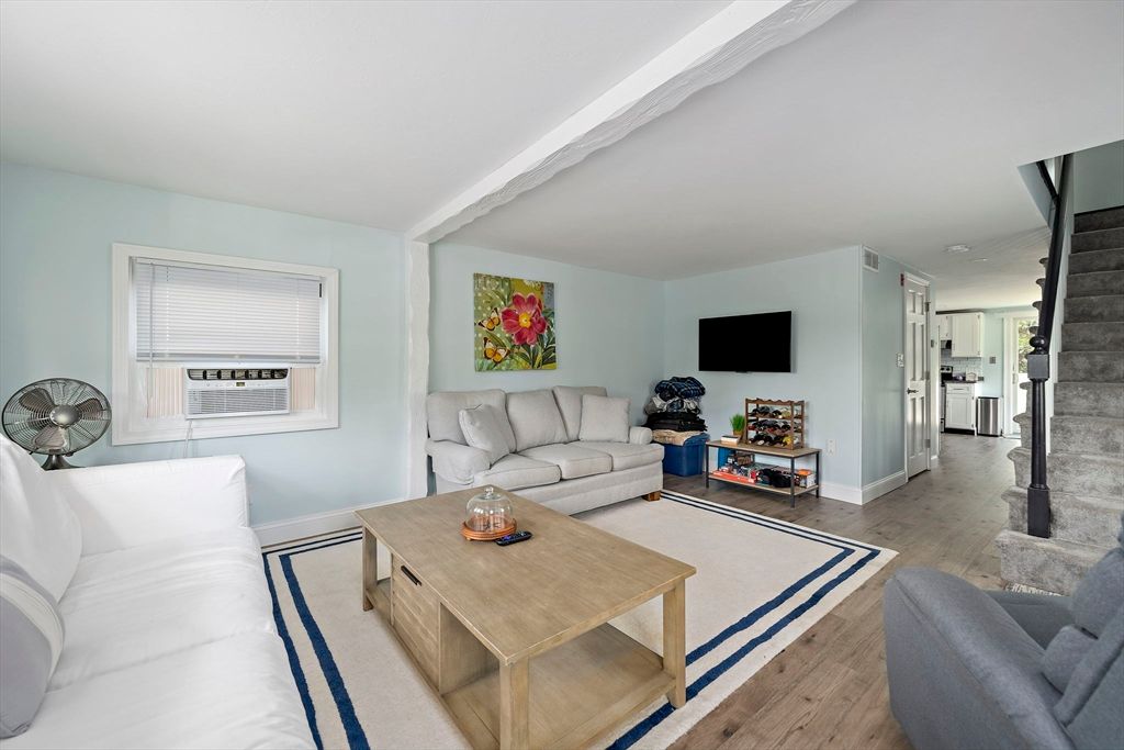 Interior, Kitchen, Living room, Stainless Steel Appliances, Wood Texture Flooring