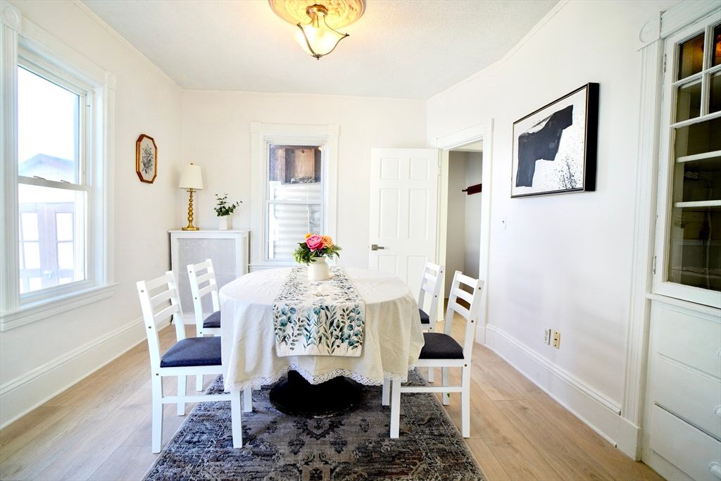Dining room, Interior, Wood Texture Flooring