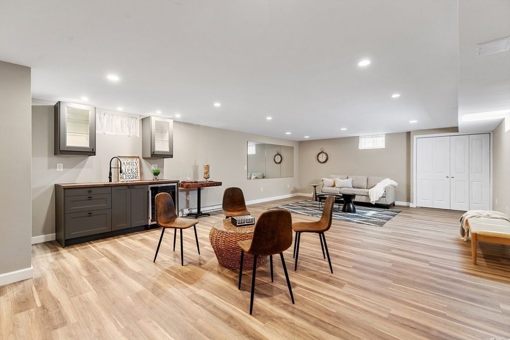 Dining room, Interior, Kitchen, Living room, Recessed Lighting, Wood Texture Flooring