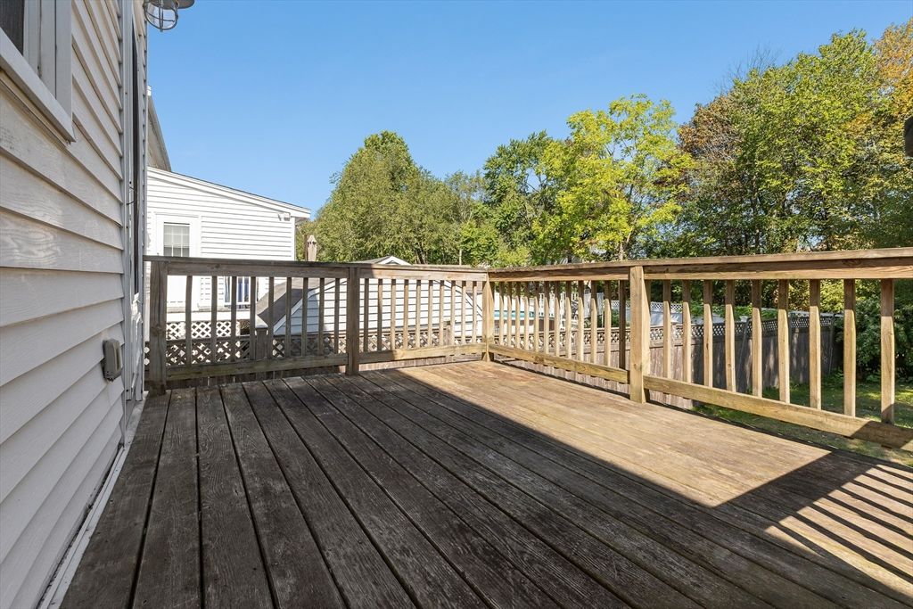 Exterior, Wood Texture Flooring
