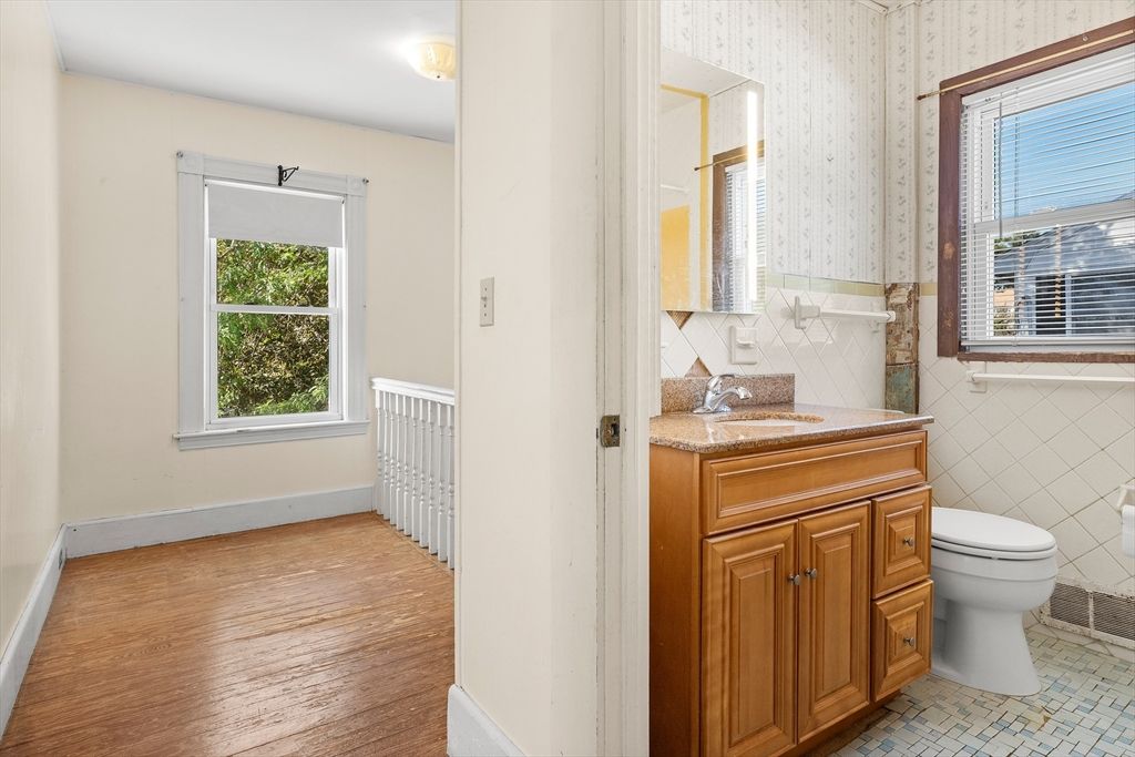 Bathroom, Interior, Wood Texture Flooring