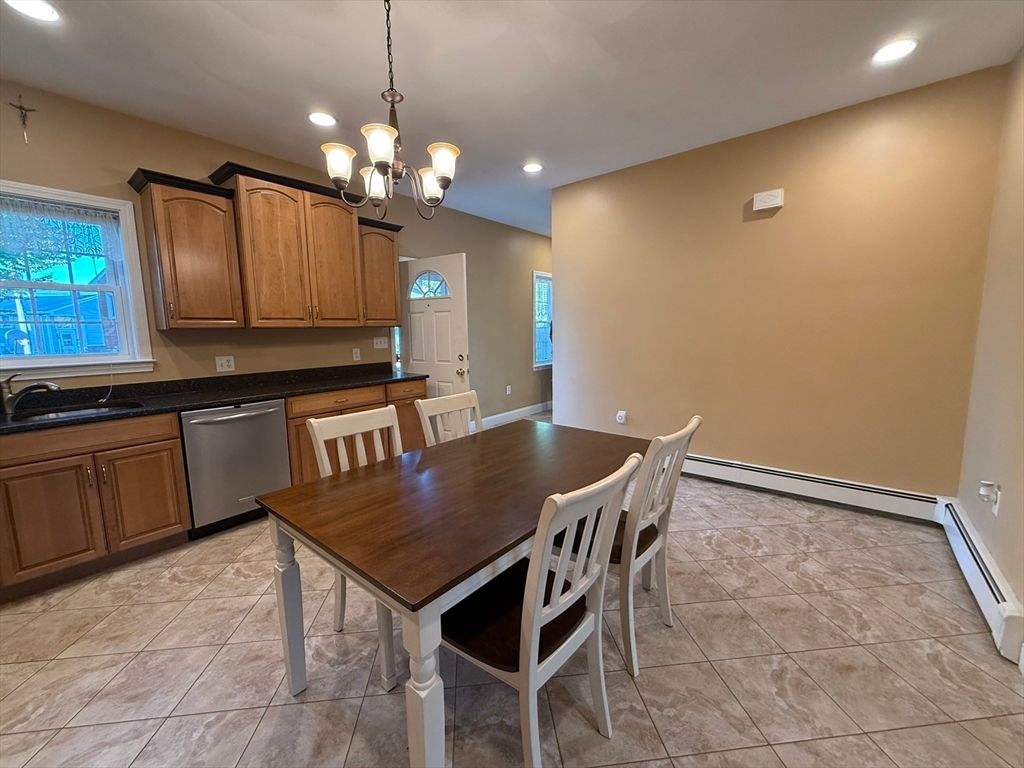Chandelier, Dining room, Interior, Kitchen, Recessed Lighting