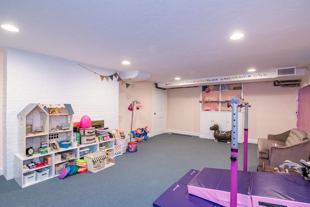 Interior, Recessed Lighting
