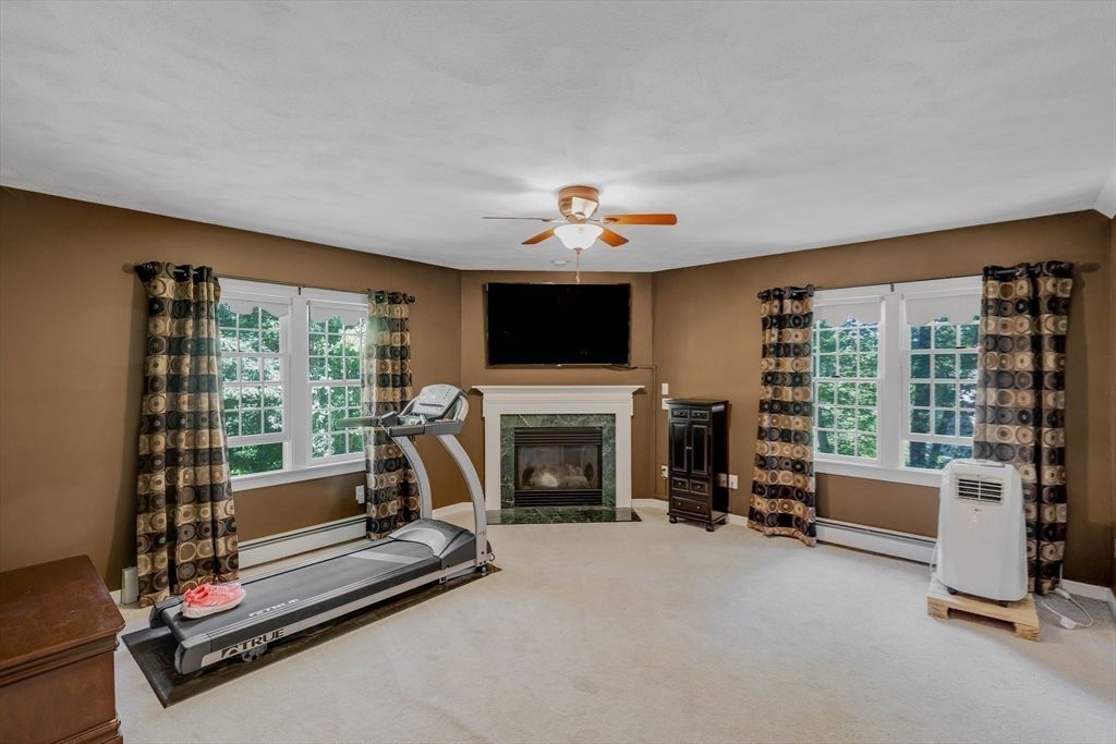 Fireplace, Fitness Equipment, Interior