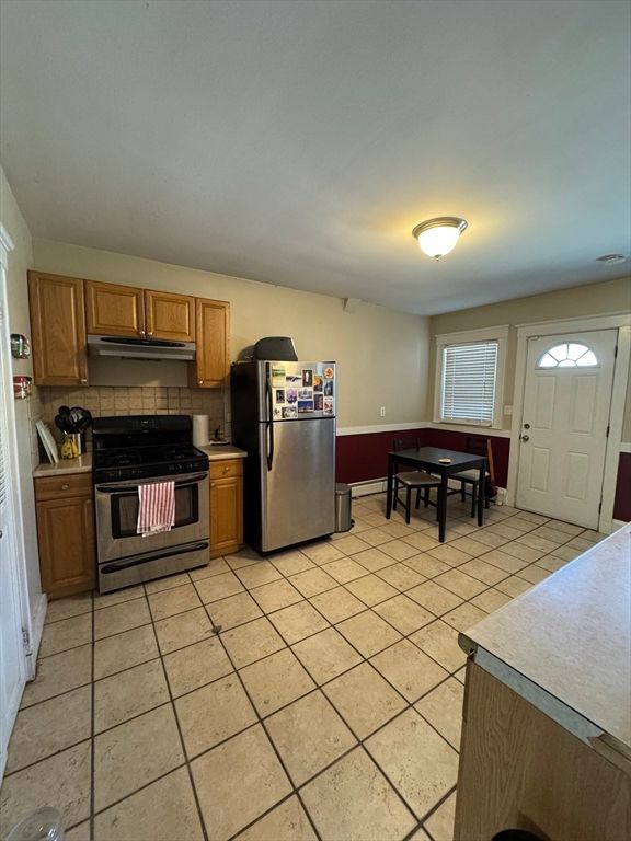 Interior, Kitchen, Stainless Steel Appliances