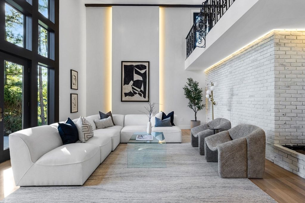 Interior, Living room, Pendant Lights, Stone Walls, Wood Texture Flooring