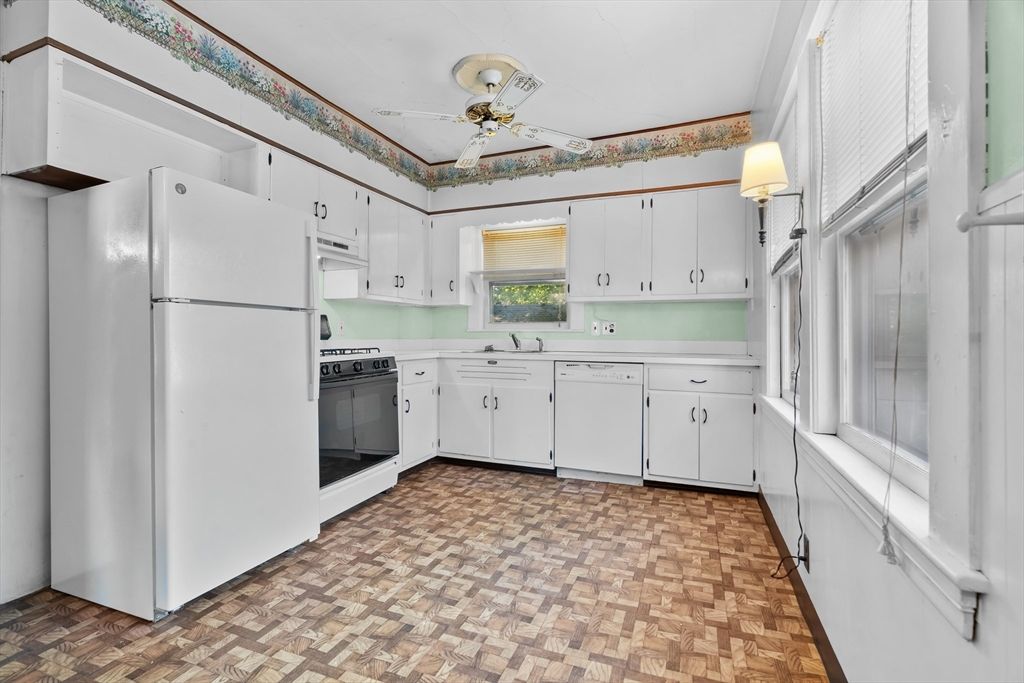 Interior, Kitchen, Wood Texture Flooring