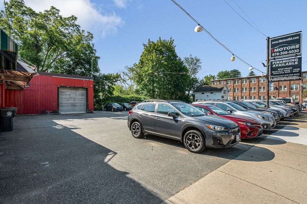 Detached Garage, Exterior