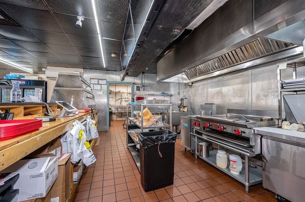 Interior, Kitchen, Stainless Steel Appliances