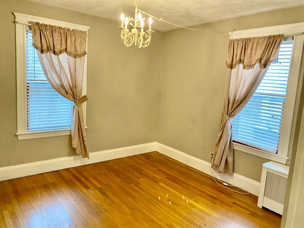 Chandelier, Empty room, Interior, Wood Texture Flooring