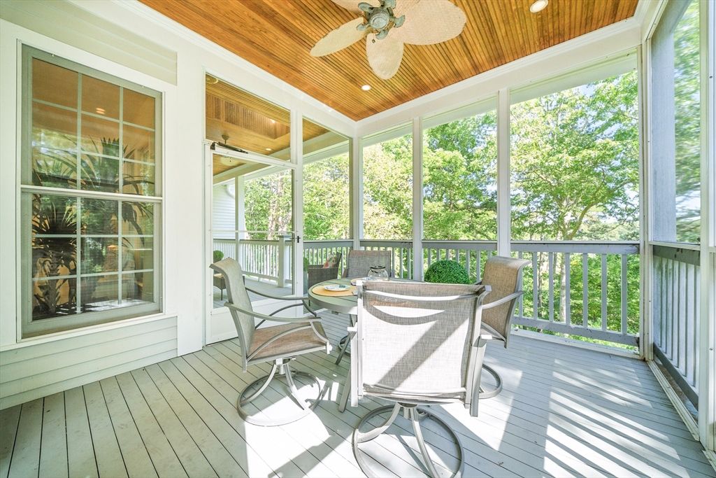 Interior, Recessed Lighting, Sun Room, Wooden Ceilings, Wood Texture Flooring