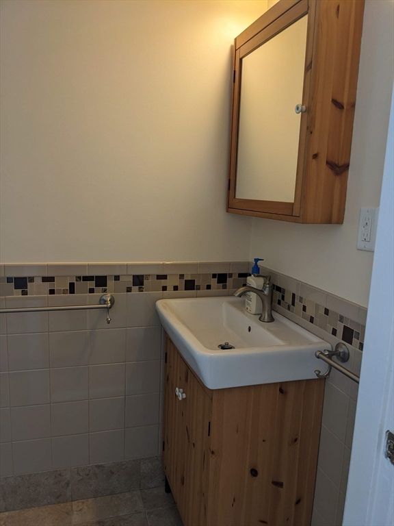 Bathroom, Hot Tub, Interior