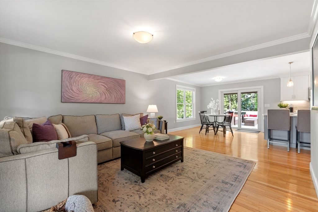 Dining room, Interior, Living room, Pendant Lights, Wood Texture Flooring