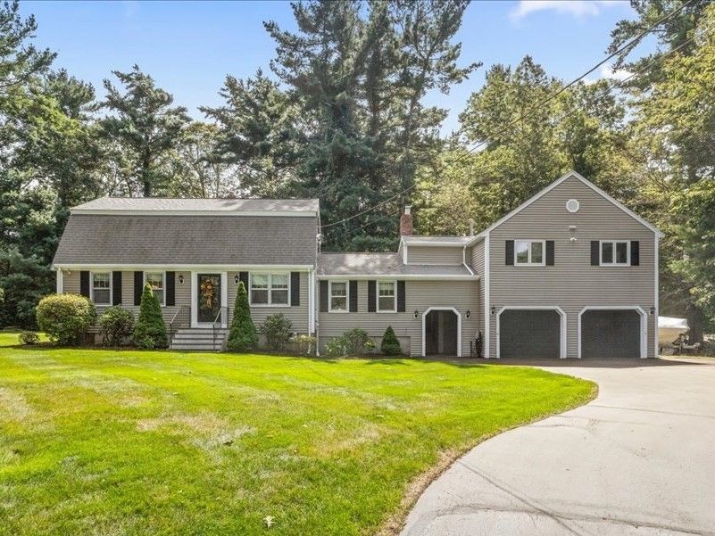 Attached, Backyard, Exterior, Facade, Cape Cod