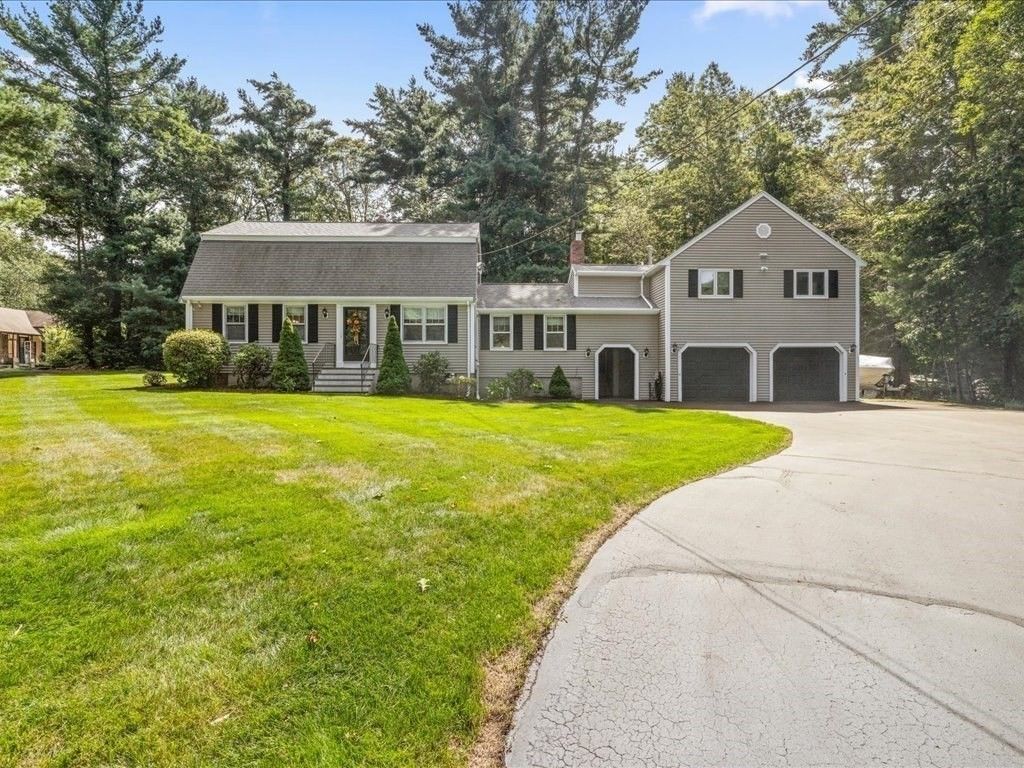 Attached, Backyard, Exterior, Facade, Cape Cod
