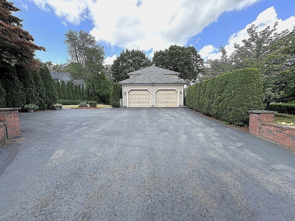 Backyard, Detached Garage, Exterior