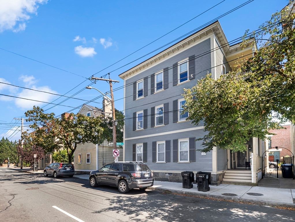 Exterior, Facade, Chicago School