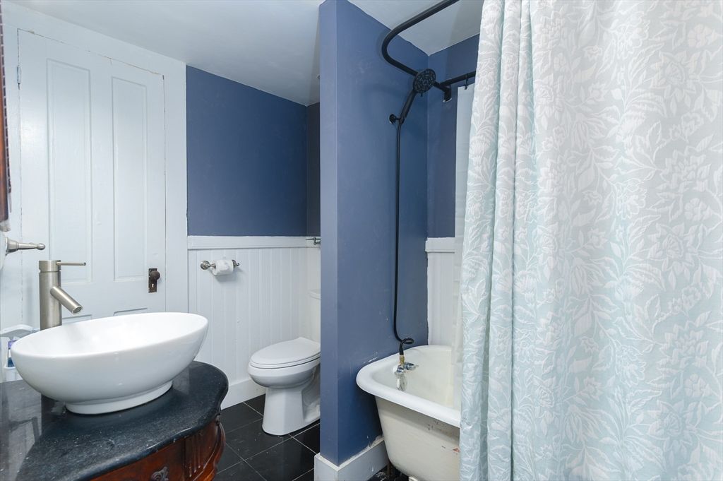 Bathroom, Free Standing Baths, Interior