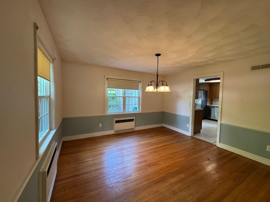 Empty room, Interior, Kitchen, Pendant Lights, Wood Texture Flooring