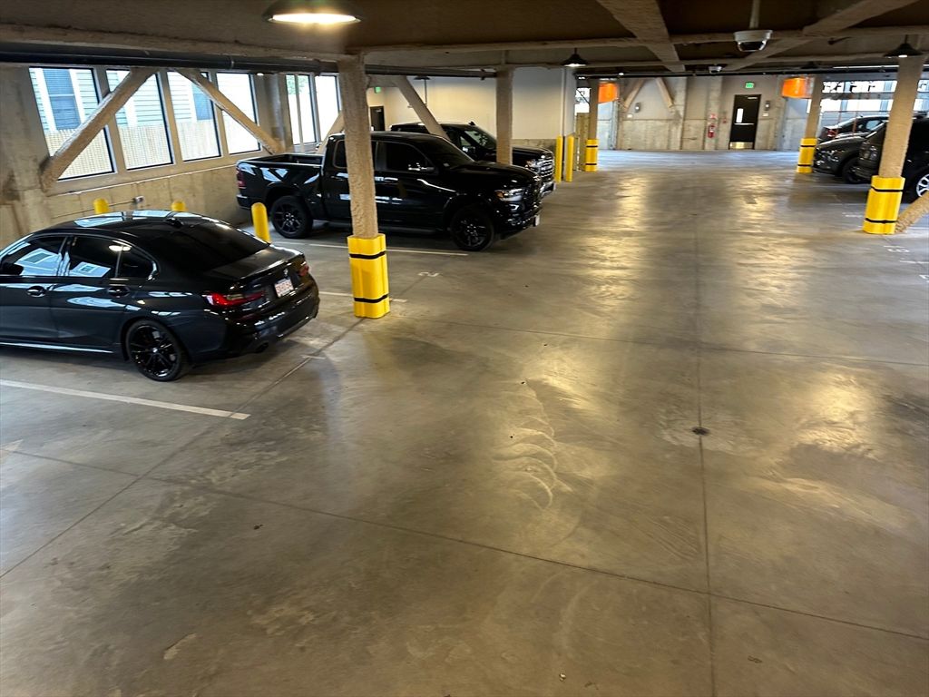 Garage, Interior