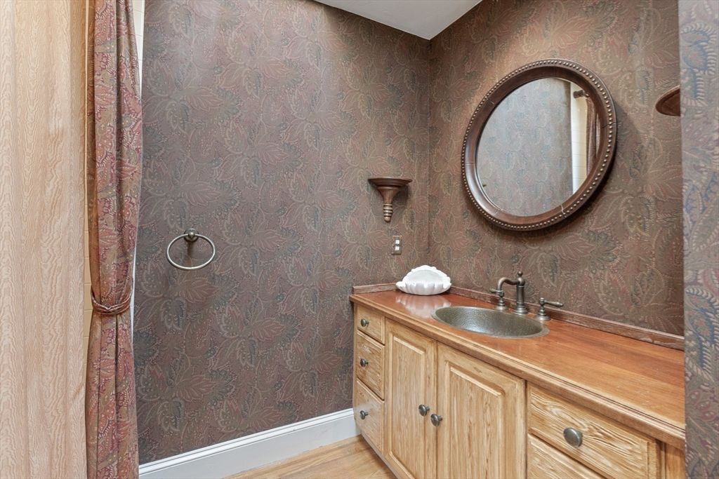 Bathroom, Interior, Wood Texture Flooring