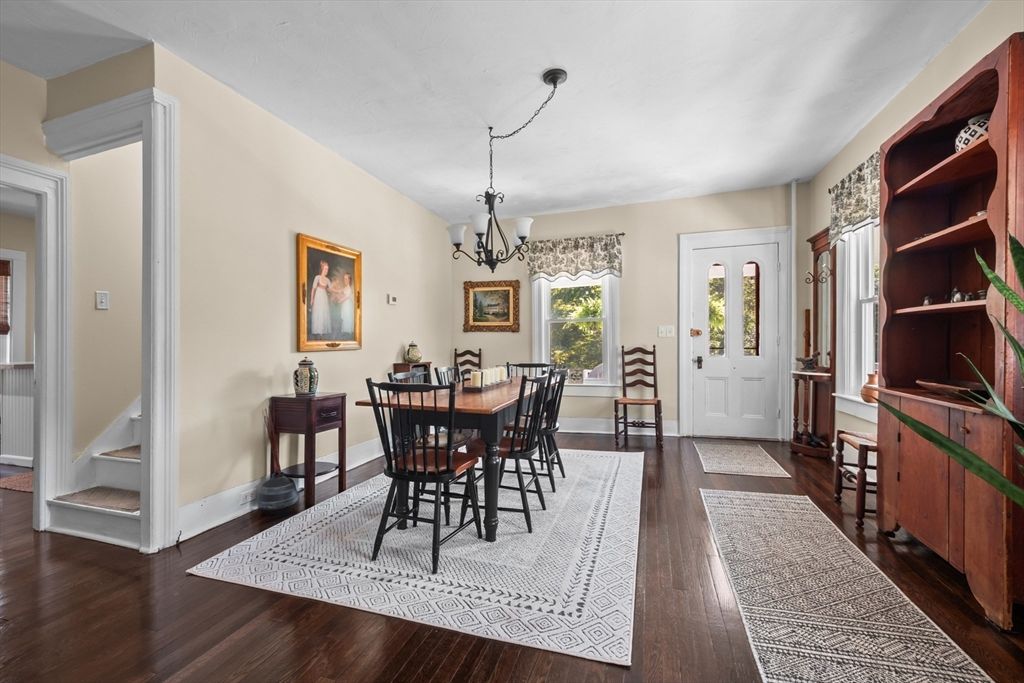 Chandelier, Dining room, Interior, Pendant Lights, Wood Texture Flooring