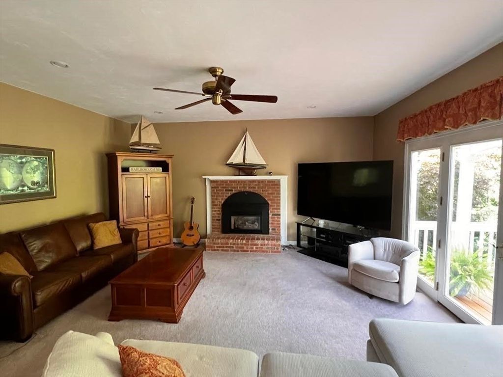 Fireplace, Interior, Living room