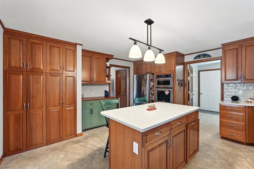 Interior, Kitchen, Stainless Steel Appliances