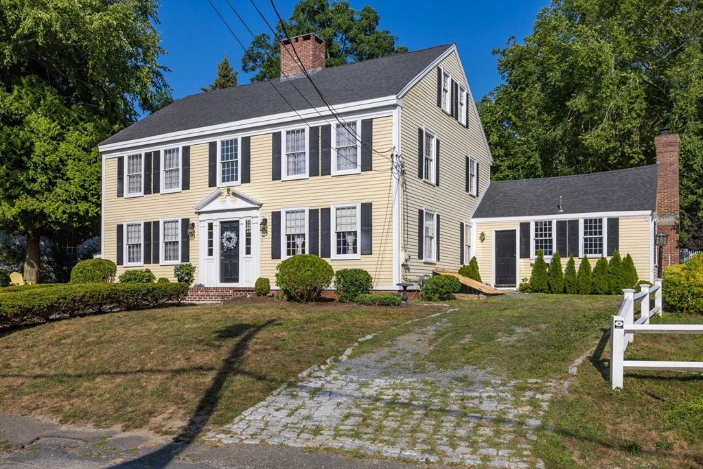 Exterior, Facade, Georgian
