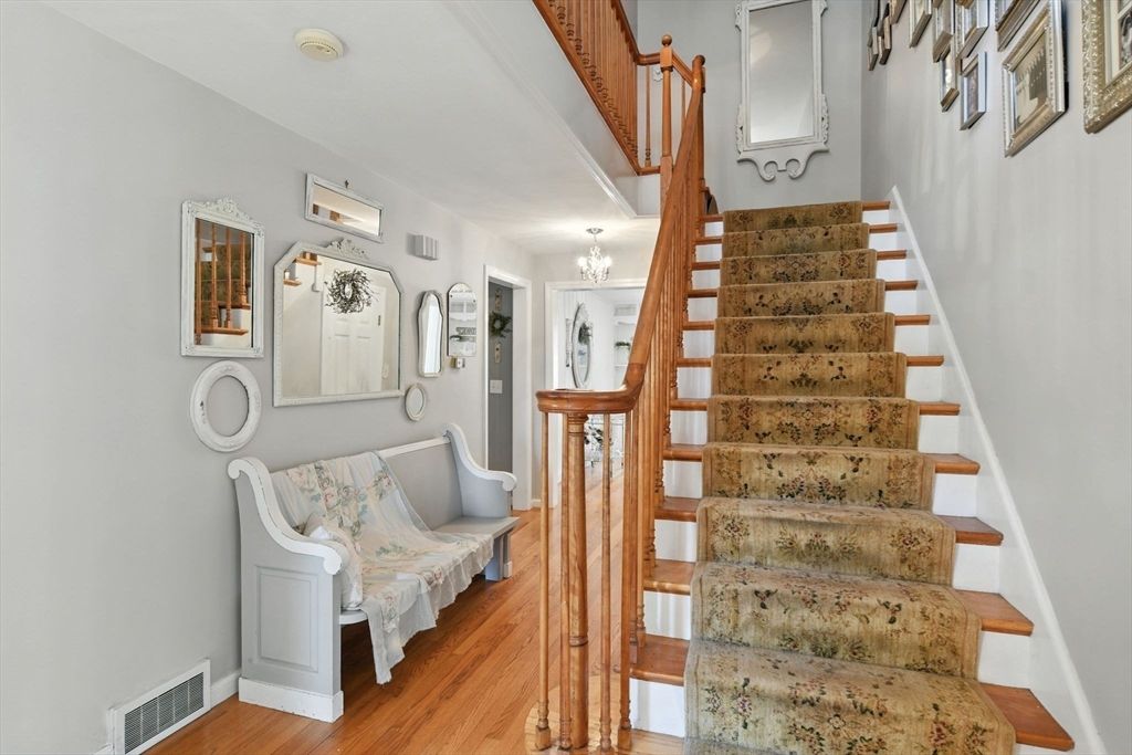 Chandelier, Interior, Wood Texture Flooring