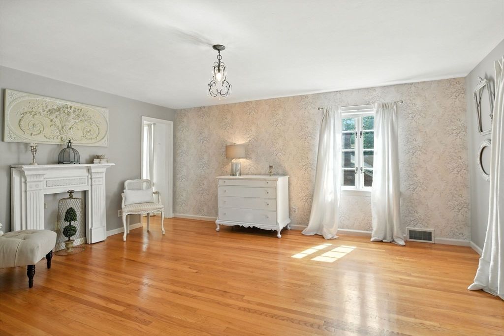 Fireplace, Interior, Pendant Lights, Wood Texture Flooring