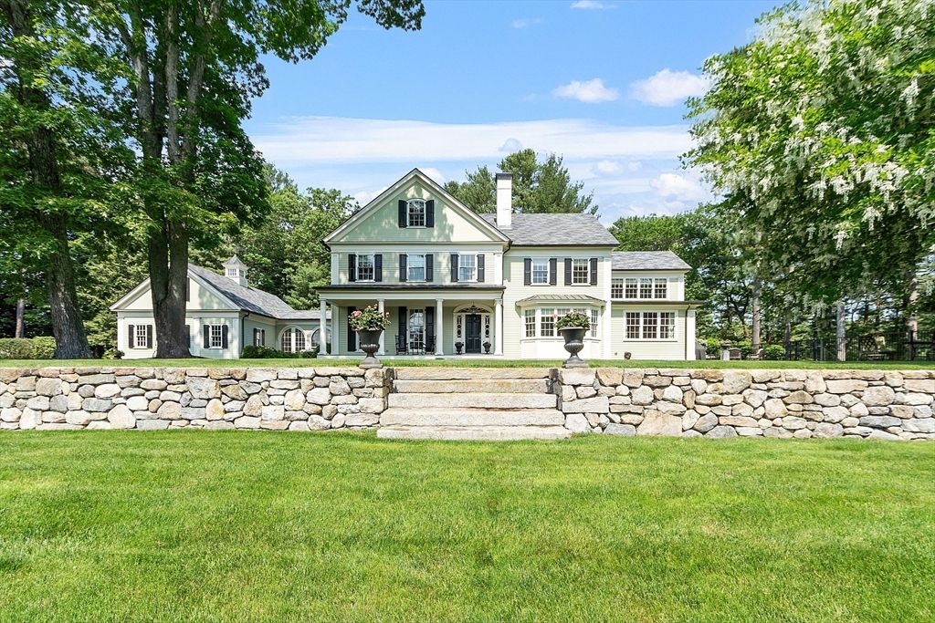 Backyard, Exterior, Facade, Farmhouse