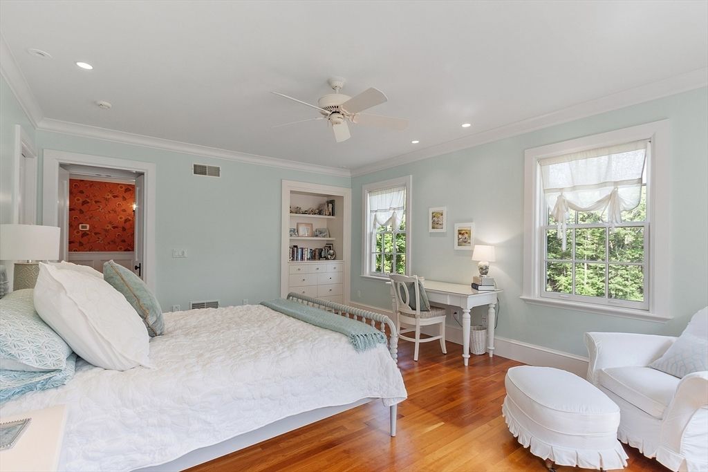 Bedroom, Home Office, Interior, Recessed Lighting, Wood Texture Flooring