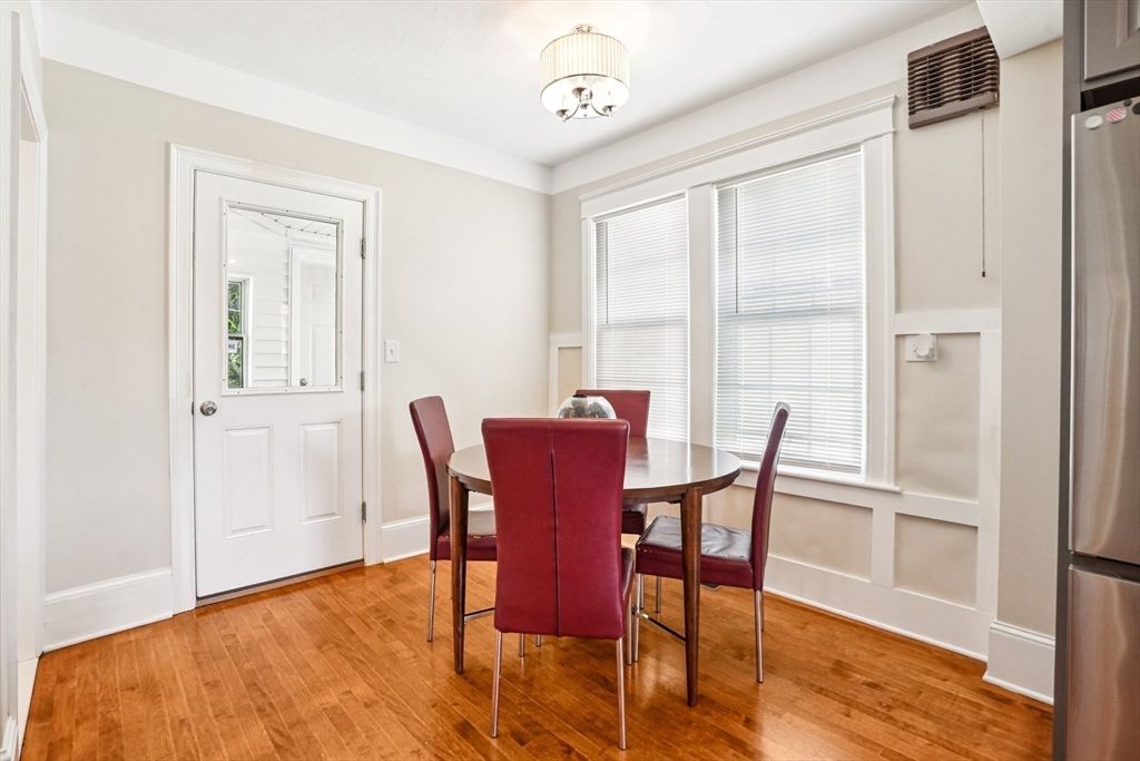 Dining room, Interior, Wood Texture Flooring
