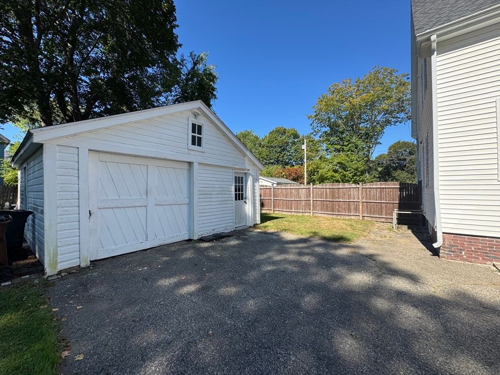 Backyard, Detached Garage, Exterior