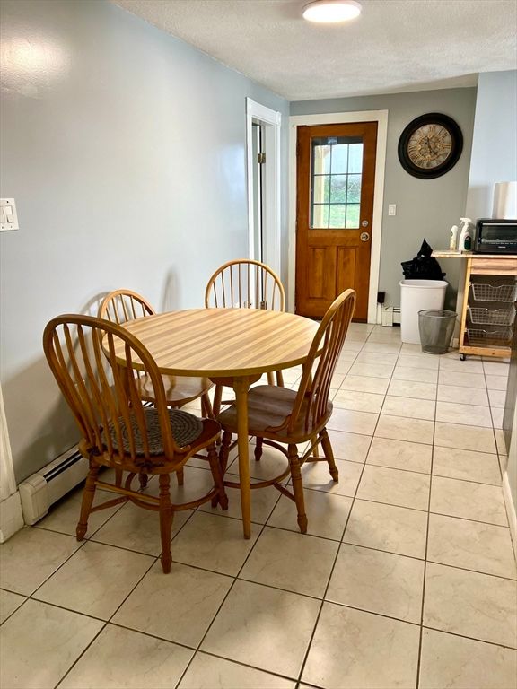 Dining room, Interior, Recessed Lighting