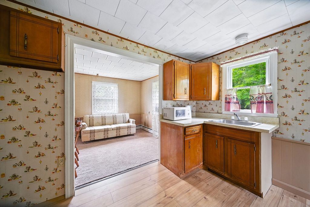 Interior, Kitchen, Wood Texture Flooring