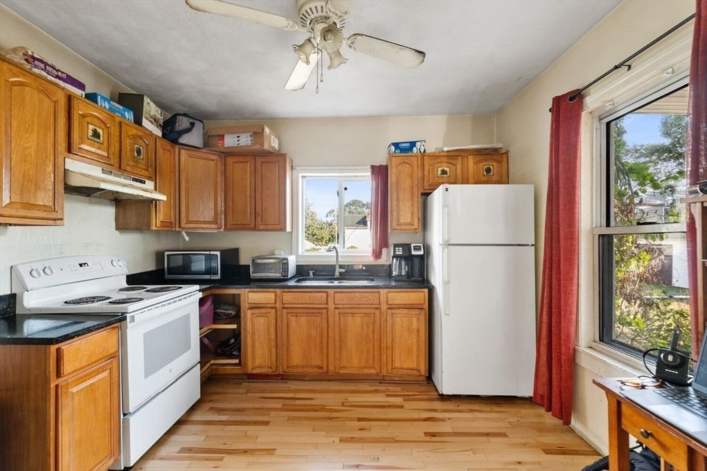 Interior, Kitchen, Wood Texture Flooring