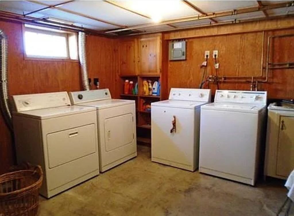 Interior, Washer, Wooden Walls