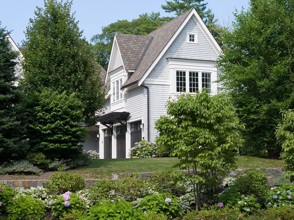 Backyard, Exterior, Facade, Farmhouse