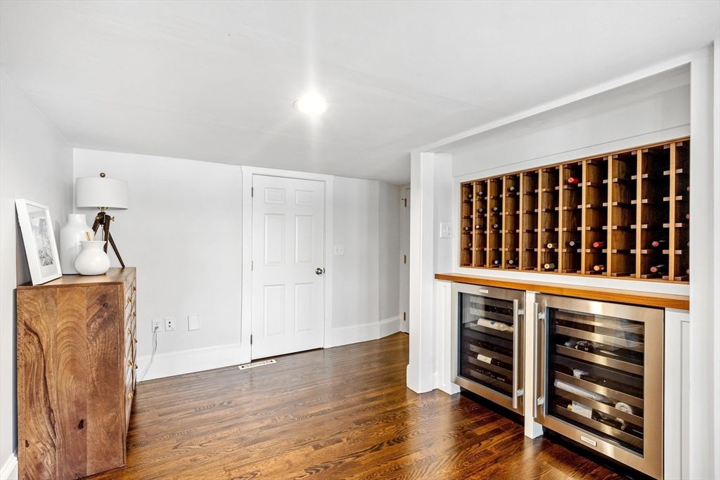 Interior, Recessed Lighting, Wine Storage, Wood Texture Flooring